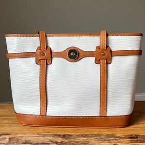 Medium Dooney & Bourke Bag
